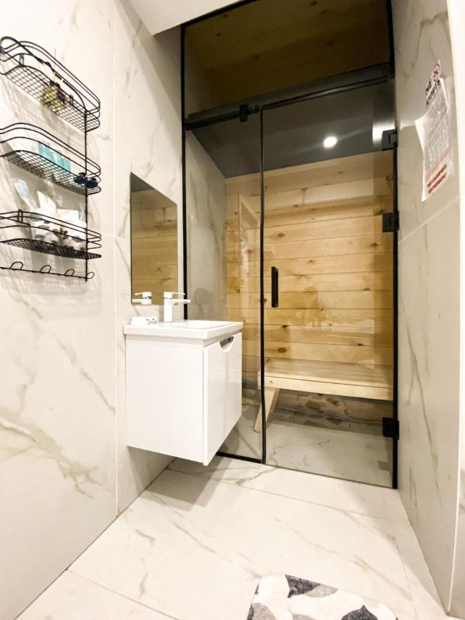 Central City Apartments Ust-Kamenogorsk Luaran gambar